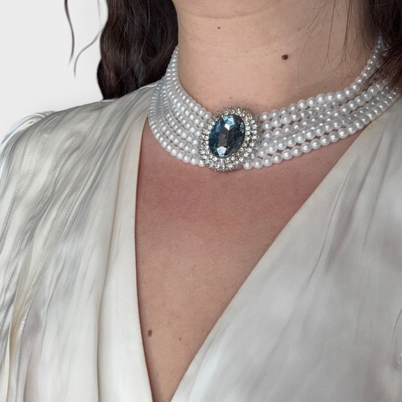 Vintage Faux Pearl & Stone “Princess Diana” Inspired Necklace - Picture 3 of 8